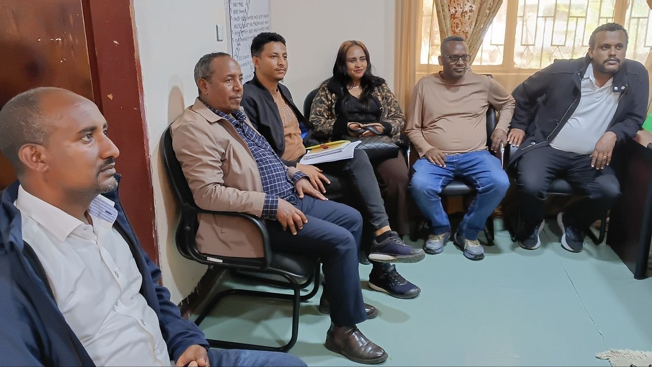 ደብረ ብርሃን ፖሊቴክኒክ ኮሌጅ በምሥራቅ አማራ የልህቀት ማዕከል ሆኖ ማገልገል እንዳለበት ተገለጸ!!  ደብረ ብርሃን፦ሐምሌ 15 ቀን 2018 ዓ.ም  ላለፉት 5 ተከታታይ ዓመታት በአማራ ክልል በአንደኛ ደረጃነት የሚገኘው ደብረ ብርሃን ፖሊቴክኒክ ኮሌጅ፣ ከራሱ አልፎ ለሌሎች ተቋማት የልህቀት ማዕከል በመሆን አቅም ሊፈጥር እንደሚገባ ተገልጿል።