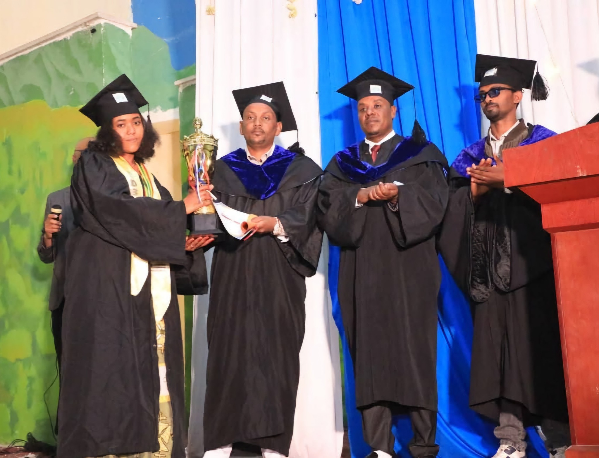 Notice image for  የደብረ ብርሃን ፖሊ ቴክኒክ ኮልጅ በ7 የሙያ ዘርፎች ያሰለጠናቸውን 6 መቶ 33 ተማሪዎች እያስመሰቀ ነው።