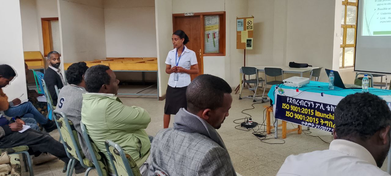 Notice image for  ኮሌጁ በቀጣይ 3 እና 4 ወራት ውስጥ ዓለም አቀፍ ተወዳዳሪ የሚያደርገውን የISO ሰርተፍኬት ለማግኘት እየሰራ መሆኑን አስታወቀ 